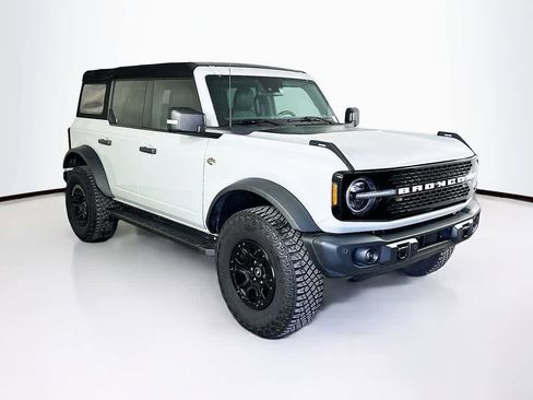 Certified 2023 Ford Bronco Wildtrak image 23