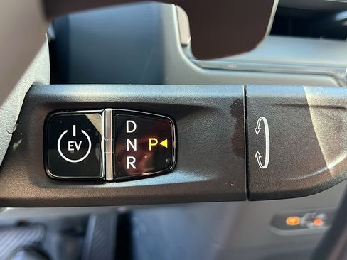 New 2026 Kia EV9 Wind image 16