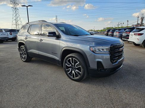 Used 2021 GMC Acadia SLT w/ Elevation Edition image 8