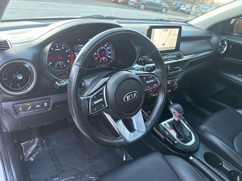 Used 2021 Kia Forte EX image 15