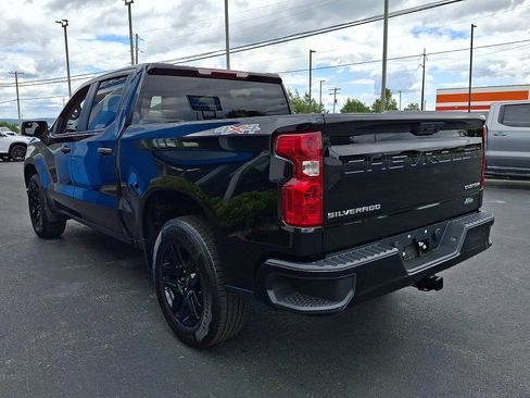 Used 2024 Chevrolet Silverado 1500 Custom AWD/4WD image 4