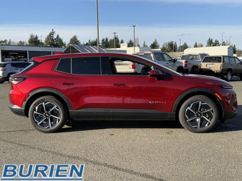 New 2026 Chevrolet Equinox EV LT image 6