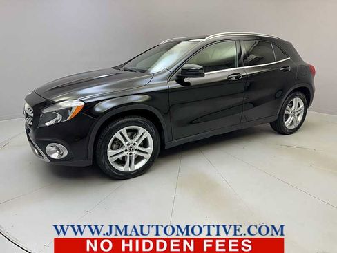 Used 2018 Mercedes-Benz GLA 250 4MATIC image 1