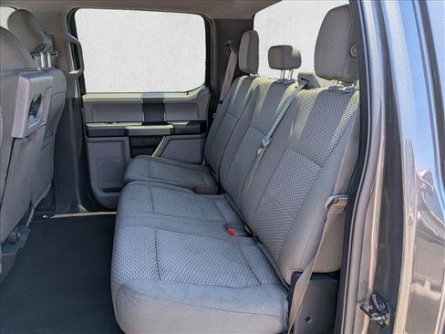Used 2015 Ford F150 XLT RWD image 16