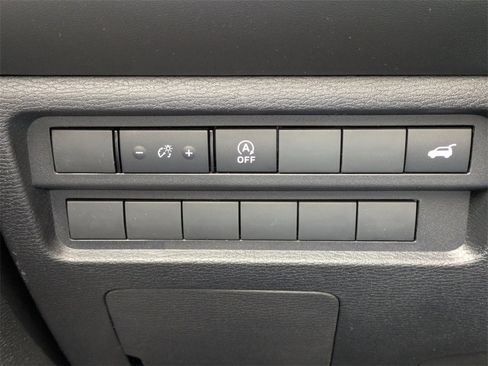 New 2026 Mitsubishi Outlander SE image 25