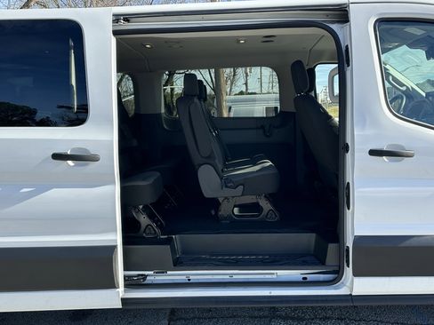 Used 2023 Ford Transit 350 XLT image 17