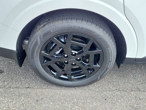 New 2026 Kia Carnival SX w/ SX Dark Edition Package FWD image 40
