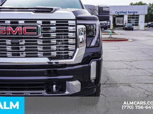 Used 2024 GMC Sierra 2500 Denali w/ Denali Reserve Package image 18