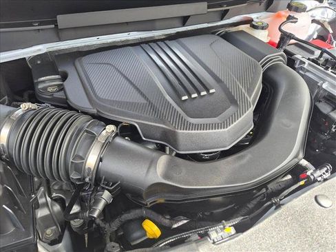 New 2026 GMC Acadia AT4 w/ Luxury Package AWD/4WD image 15