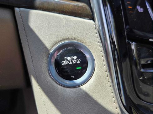 Used 2020 Cadillac Escalade Luxury AWD/4WD image 27