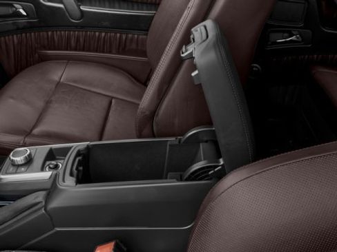 Used 2018 Mercedes-Benz G 550 image 15