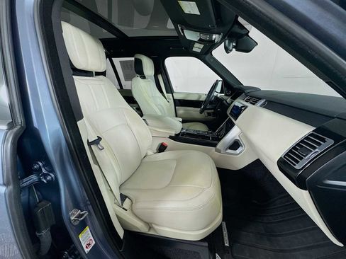 Used 2022 Land Rover Range Rover P525 Westminster Edition image 28