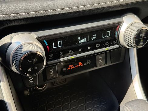 Used 2024 Toyota RAV4 AWD Hybrid w/ Weather Package image 18