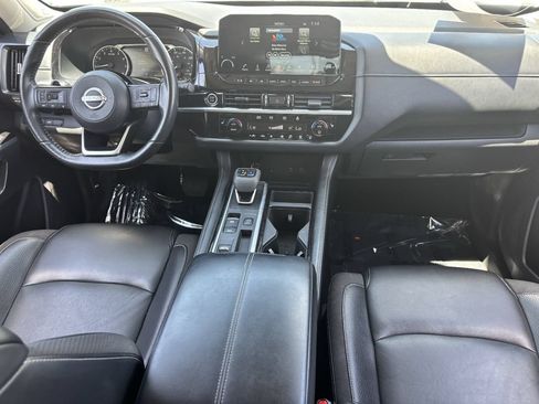 Used 2022 Nissan Pathfinder SL w/ SL Premium Package FWD image 13