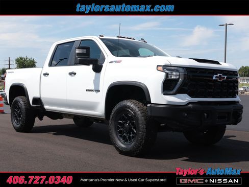 Used 2025 Chevrolet Silverado 2500 ZR2 w/ ZR2 Bison Edition AWD/4WD image 2