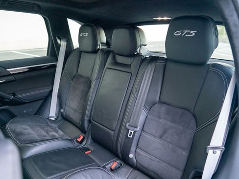 Used 2016 Porsche Cayenne GTS image 25