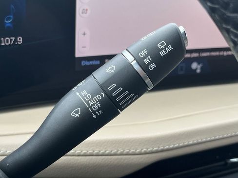 Certified 2024 Cadillac XT4 Premium Luxury image 53