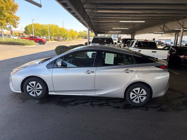Used 2016 Toyota Prius Four w/ Advanced Technology Package FWD image 8