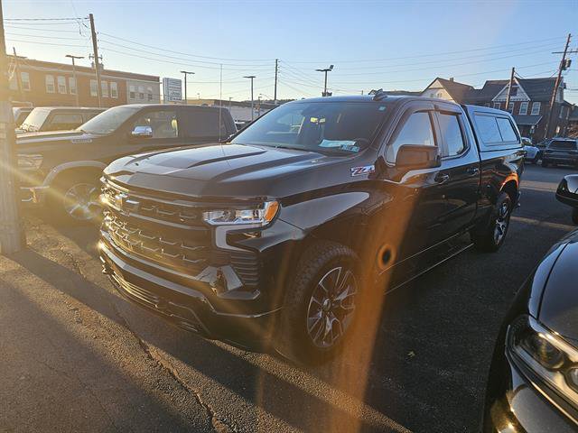 Used 2024 Chevrolet Silverado 1500 RST w/ Z71 Off-Road Package AWD/4WD image 1