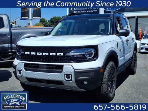 New 2026 Ford Bronco Sport Badlands w/ Sasquatch Badlands Package AWD/4WD image 1