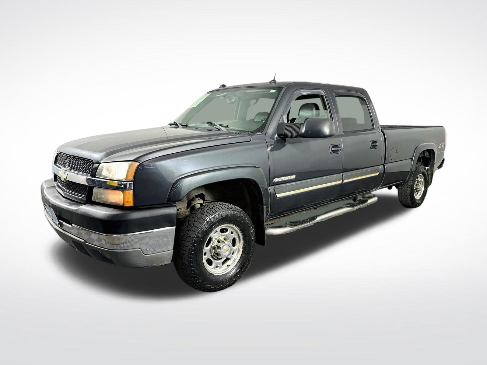 Used 2004 Chevrolet Silverado 2500 LT w/ Skid Plate Package AWD/4WD image 4