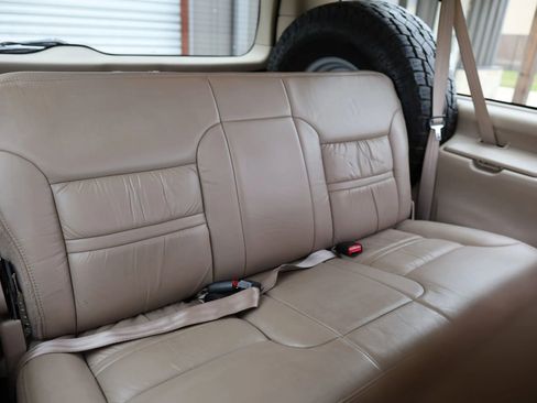 Used 2000 Ford Excursion Limited image 31