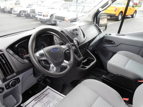 Used 2016 Ford Transit 250 130 Low Roof w/ Exterior Upgrade Package RWD image 15