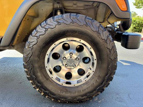 Used 2002 Jeep Wrangler Sport AWD/4WD image 12