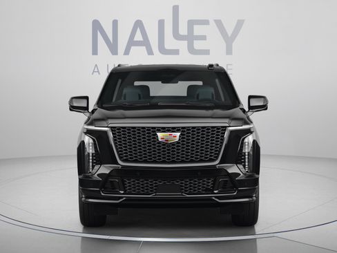 Used 2025 Cadillac Escalade V w/ LPO, ONYX Package AWD/4WD image 8