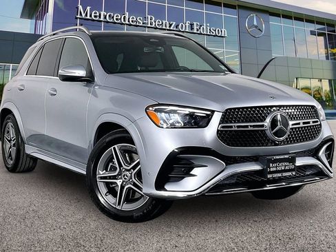 Used 2026 Mercedes-Benz GLE 450 4MATIC image 1
