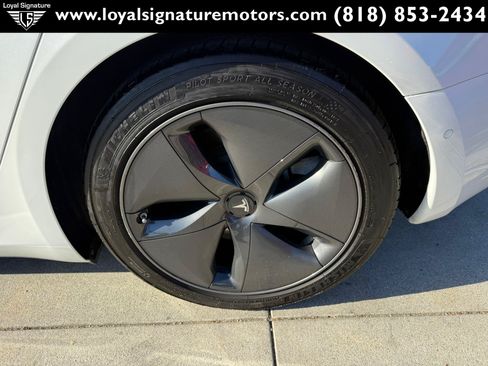 Used 2020 Tesla Model 3 Standard Range Plus RWD image 10