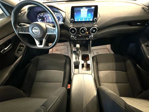 Used 2022 Nissan Sentra SV w/ All-Weather Package image 21