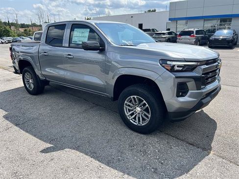 New 2026 Chevrolet Colorado LT w/ LT Convenience Package AWD/4WD image 7