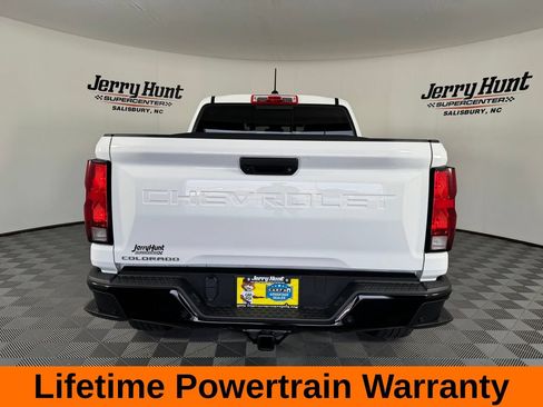 Used 2025 Chevrolet Colorado Trail Boss AWD/4WD image 8