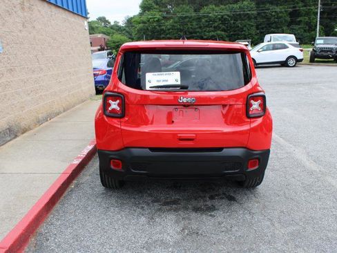 Used 2021 Jeep Renegade Sport FWD image 5