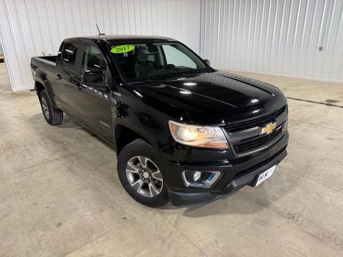 Used 2017 Chevrolet Colorado Z71 image 32