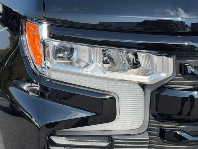 New 2026 Chevrolet Silverado 1500 RST w/ Convenience Package II AWD/4WD image 16