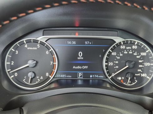 Used 2025 Nissan Altima 2.5 SR FWD image 13