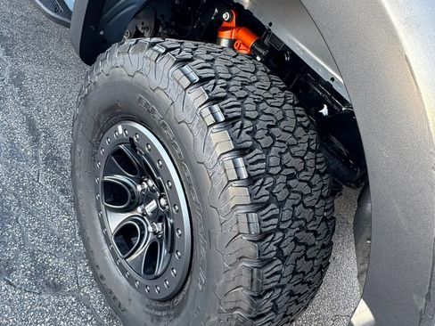 Used 2023 Ford F150 Raptor AWD/4WD image 56