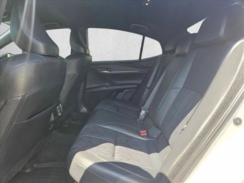 Used 2025 Toyota Camry XSE FWD image 16