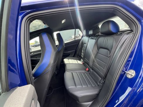 Used 2022 Volkswagen Golf R AWD/4WD image 24