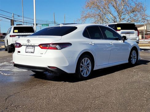 Used 2023 Toyota Camry LE image 11