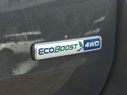 Used 2020 Ford Explorer XLT AWD/4WD image 29