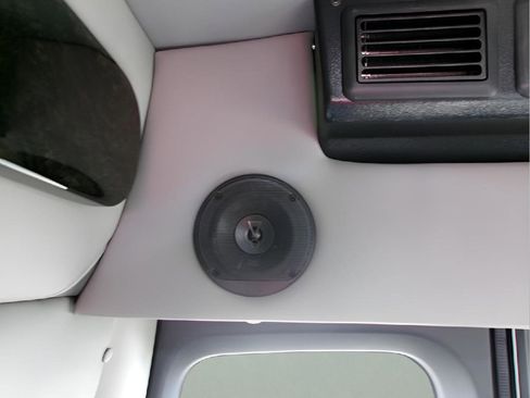 Used 2025 Mercedes-Benz Sprinter 2500 image 15