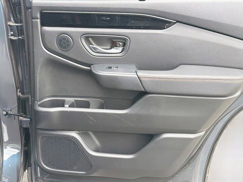 Used 2026 Honda Pilot TrailSport image 29