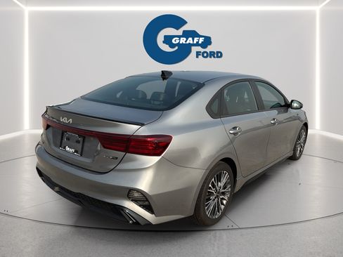 Used 2023 Kia Forte GT-Line w/ GT-Line Premium Package FWD image 8
