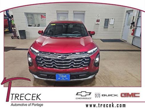 New 2026 Chevrolet Equinox LT w/ Convenience Package II image 1