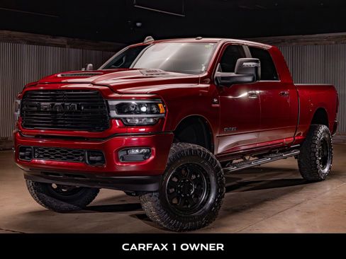 Used 2024 RAM 2500 Laramie w/ Night Edition AWD/4WD image 5