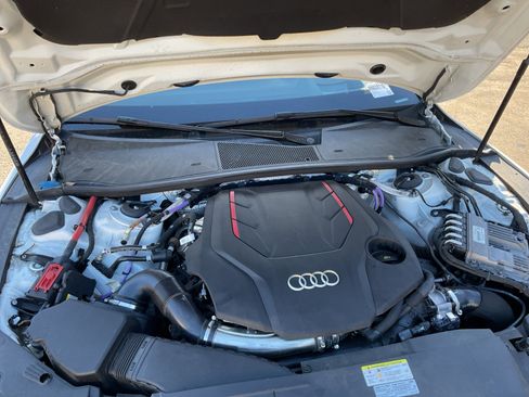 Used 2022 Audi S7 Prestige w/ Prestige Package image 23