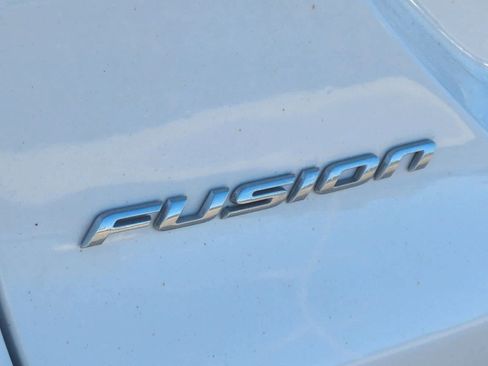 Used 2016 Ford Fusion Titanium image 13